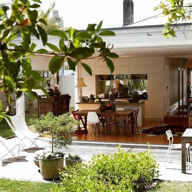 House from 2006.......Reposted from @architecture.environment -  A pavilion in the garden - the garden forms a back drop for this new living space to the rear of a villa. A joint project between Dominic Glamzina and Graeme Cunningham and some fantastic c… ift.tt/36DHBAC