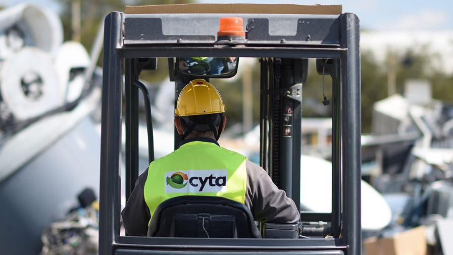cytacyprus's tweet photo. Είμαστε ο πρώτος και μοναδικός οργανισμός στην Κύπρο με πιστοποιητικό Zero Waste to Landfill, αφού την προηγούμενη χρονιά ανακυκλώσαμε ή επαναχρησιμοποιήσαμε πάνω από 97% των αποβλήτων μας! 🌱 ♻
👉 https://t.co/UqROc9a3yp
#CytaCSR #Cyta #ZeroWastetoLandfill https://t.co/F67807LntB