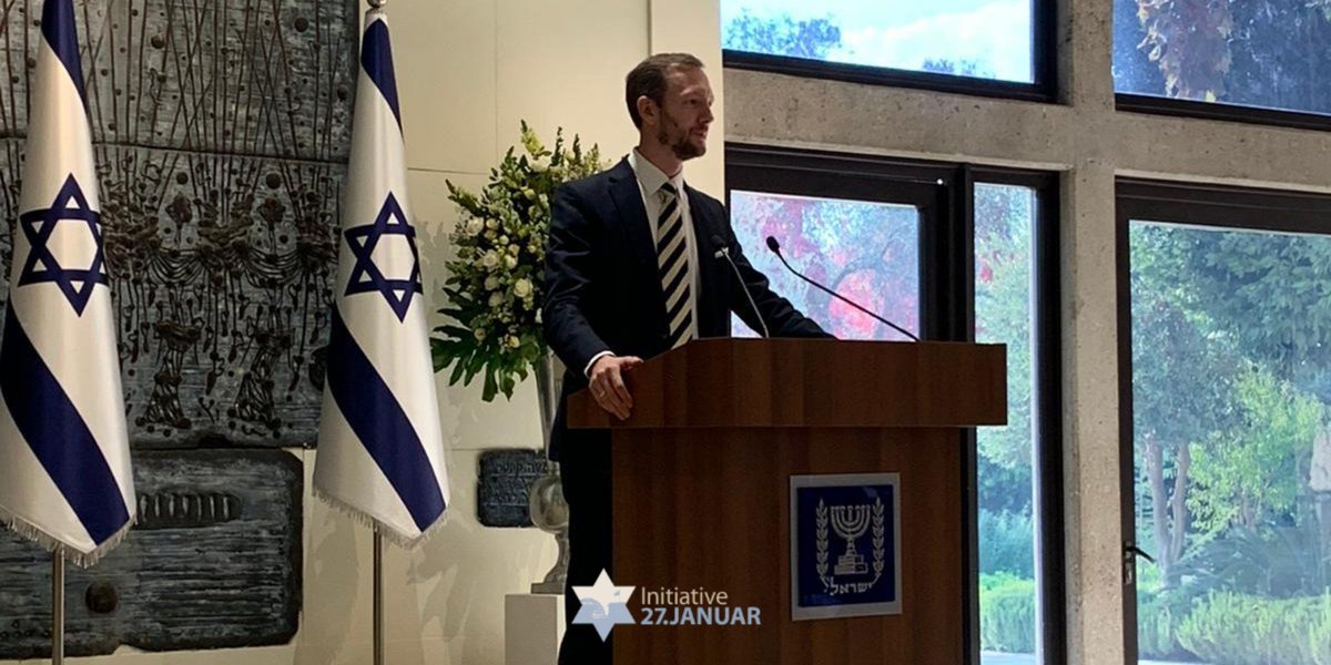 i27Januar's tweet photo. Christian Media Summit 2019 in #Jerusalem
https://t.co/eEUzaXXBXP
Neben Podiumsdiskussionen, Vorträgen & einem Essen mit Soldaten der #IDF, nahm @JTerschuren außerdem an einer Tagestour zu den Golanhöhen teil & sprach im Sitz des israelischen Präsidenten @PresidentRuvi
#CMS2019 https://t.co/yukmDWKL7x