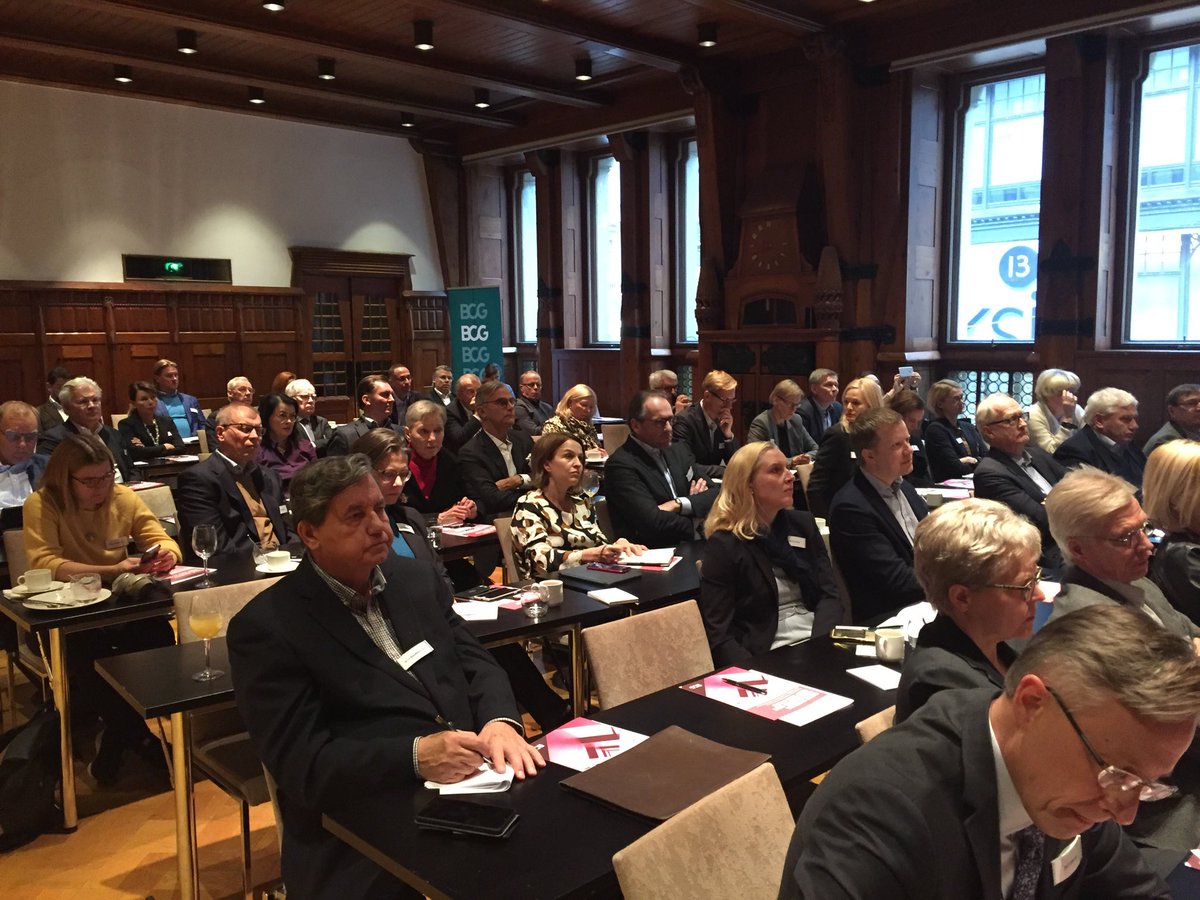 Aamupäiväseminaarin aiheena ensi vuosikymmenen menestystekijät. Niistä yksi on yhteiskunnallinen vaikuttavuus, josta puhui Matias Pollmann-Larsen. Kiitokset, ⁦@BCGinNordics⁩! #DIFtilaisuus