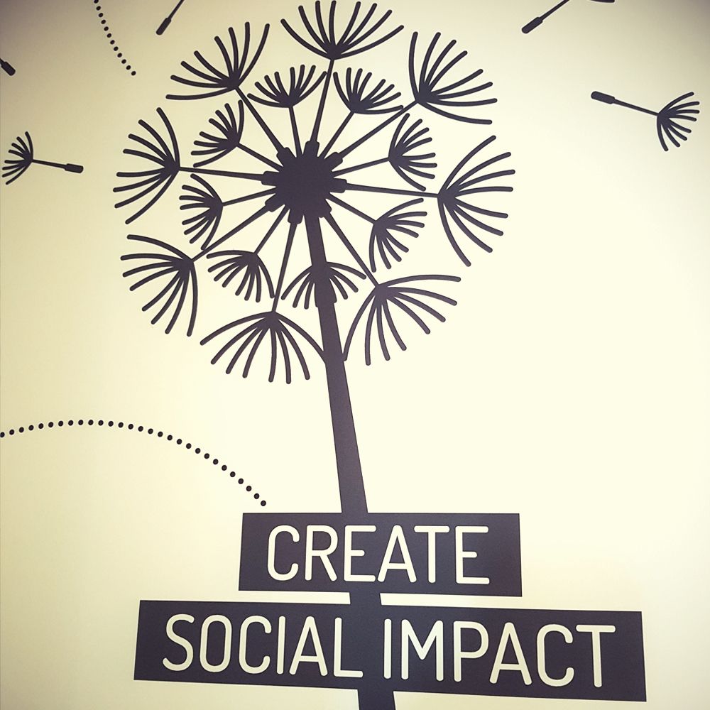 OU_LifespanPsy's tweet photo. We zijn weer onderweg met de najaarseditie van de #Praktijkleergang #Coaching https://t.co/SkSuH0ffNU bij #SocialImpactFactory #Utrecht 🙂 #wetenschap #praktijk #vaardigheden #OU_Nederland https://t.co/MoKRtgbIyK