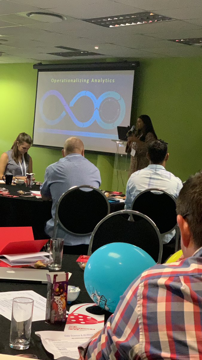 Vijayne28's tweet image. #SAS is challenging the traditional #AnalyticsLifeCycle