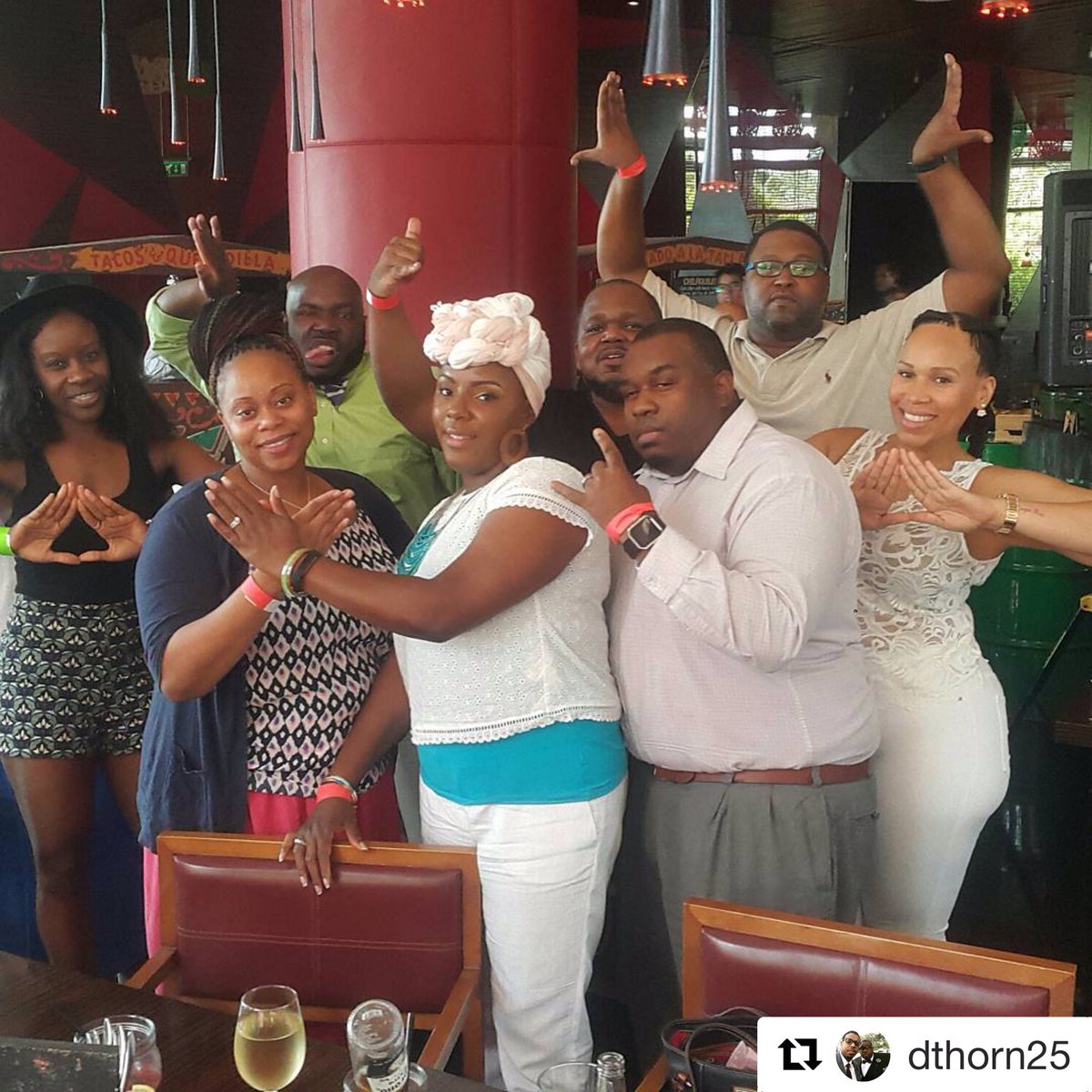 MiddleEastSigma's tweet photo. Bro. Thornton reppin’ the Blue in “Tha ‘Bu”🤘🏾🕊.
.
.
#Repost #PhiBetaSigma #RhoMuSigma #PBS #ZPBS #AbuDhabi #UAE #GreekLove #GreekLuv #GreekUnity #NPHC #DivineNine #Divine9 #SliceOfLife https://t.co/sFdUn4x4VK