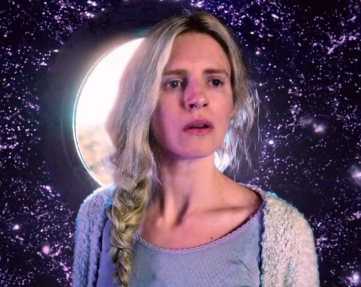 leafyos's tweet photo. How could the dark be so dazzling? @netflixhelps #HelpTheOA https://t.co/OhncVb15CW