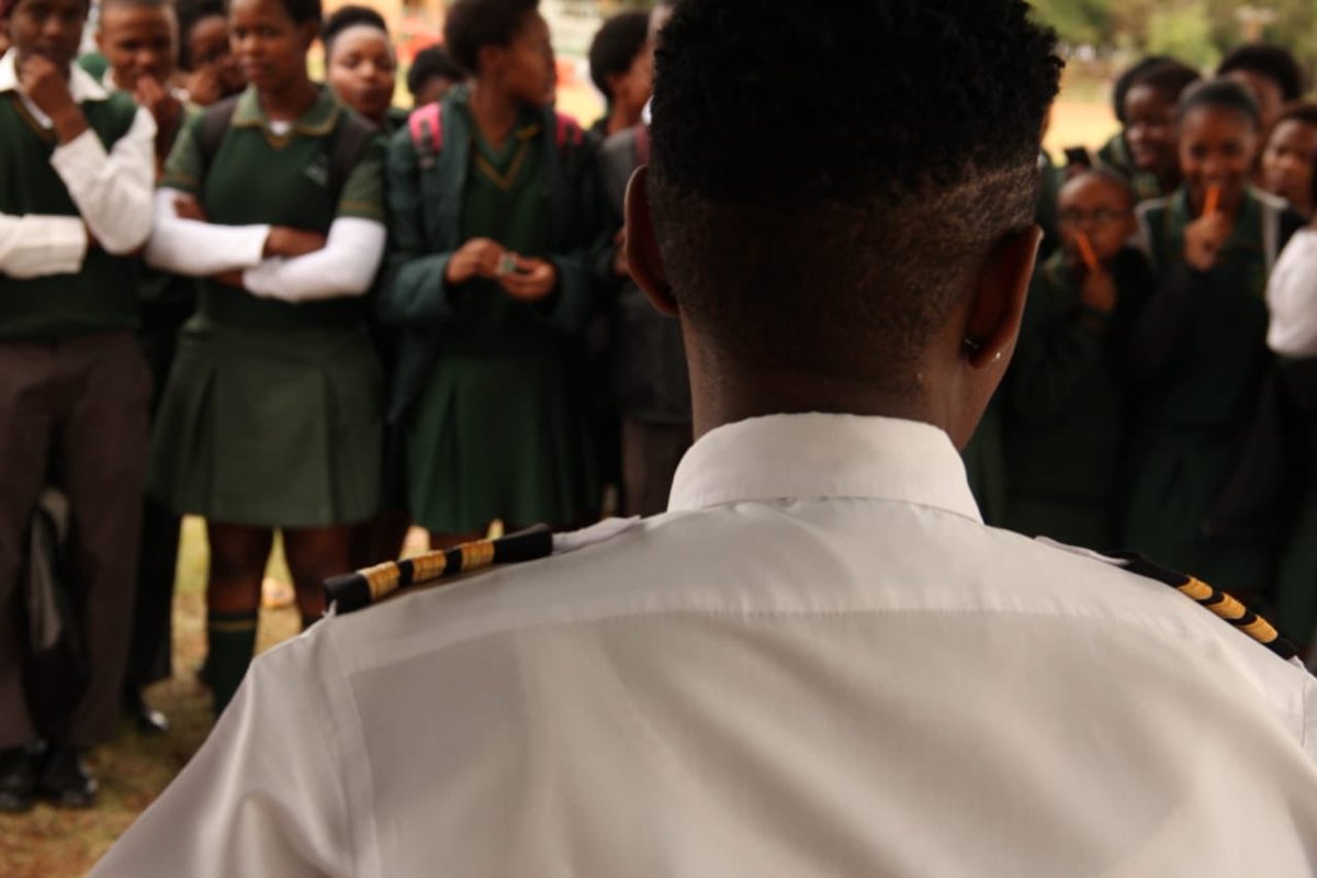 A380Capt_Tumi's tweet image. I’m a young Pilot and for my birthday next year I want to host my next aviation expo in Venda, Thohoyandou for kids all over to get a chance to meet &amp;amp; interact with pilots ,ATC etc in the industry. I’m seeking sponsors &amp;amp;companies to come on board #EveryBarHasAStory @Aviation_ADA