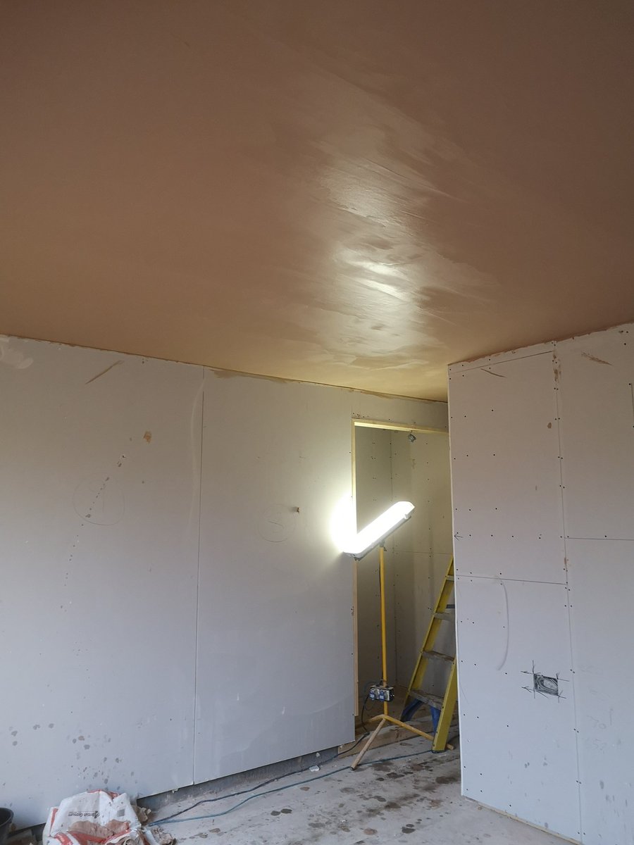 PlasteringTr's tweet image. Nice size ceiling this morning
Cambridge