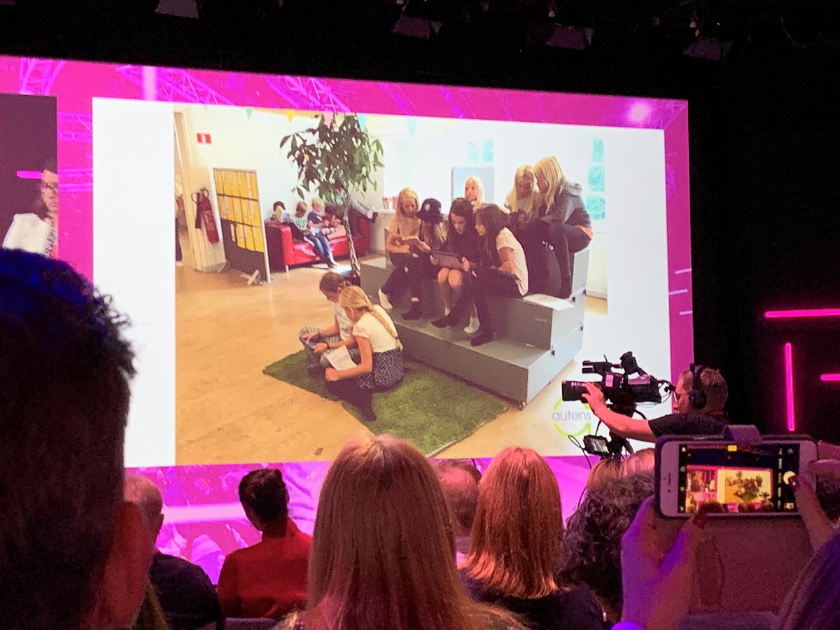 MrAndiPrice's tweet photo. Bryn frm @tagtiv8 moderating discussion on different #LearningEnvironments around the world ๐
Shows you donโt need huge funding to create environments empowered by Ss.
Wish we could share @RPSDubai #FlexibleEnvironments world-class innovation
#hundredsummit @KHDA @HundrEDorg https://t.co/qXEZbSN6Ch