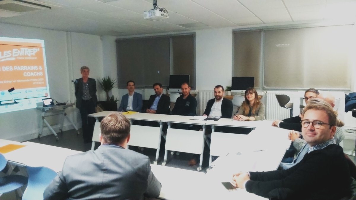 Hier soir, nous avons eu le plaisir d’accueillir Les Entrep pour la nouvelle promo 2020. 
💪Coachs et Parrains se sont réunis pour discuter de ce programme d’entraînement terrain à la #créationdentreprise, programme 100% gratuit et ouvert à tous
#entrepreneurs