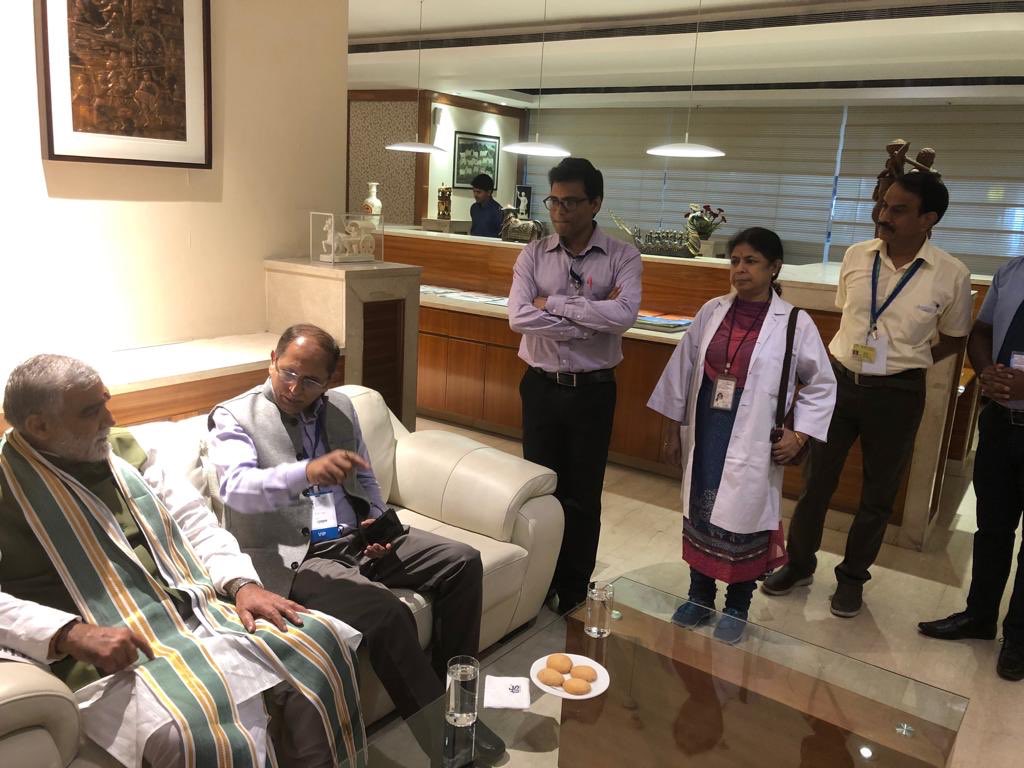 Ashwini Kr. Choubey (@ashwinikchoubey) on Twitter photo वेलनेस कॉन्क्लेव में शामिल होने, गुरूवार को कोलकाता पहुँचा। एयरपोर्ट पर अधिकारियों व स्थानीय कार्यकर्ताओं द्वारा स्वागत किया गया।
<a href="/PMOIndia/">PMO India</a> <a href="/narendramodi/">Narendra Modi</a> <a href="/BJP4India/">BJP</a> <a href="/BJP4Bihar/">BJP Bihar</a> <a href="/MoHFW_INDIA/">Ministry of Health</a> वेलनेस कॉन्क्लेव में शामिल होने, गुरूवार को कोलकाता पहुँचा। एयरपोर्ट पर अधिकारियों व स्थानीय कार्यकर्ताओं द्वारा स्वागत किया गया।
<a href="/PMOIndia/">PMO India</a> <a href="/narendramodi/">Narendra Modi</a> <a href="/BJP4India/">BJP</a> <a href="/BJP4Bihar/">BJP Bihar</a> <a href="/MoHFW_INDIA/">Ministry of Health</a>