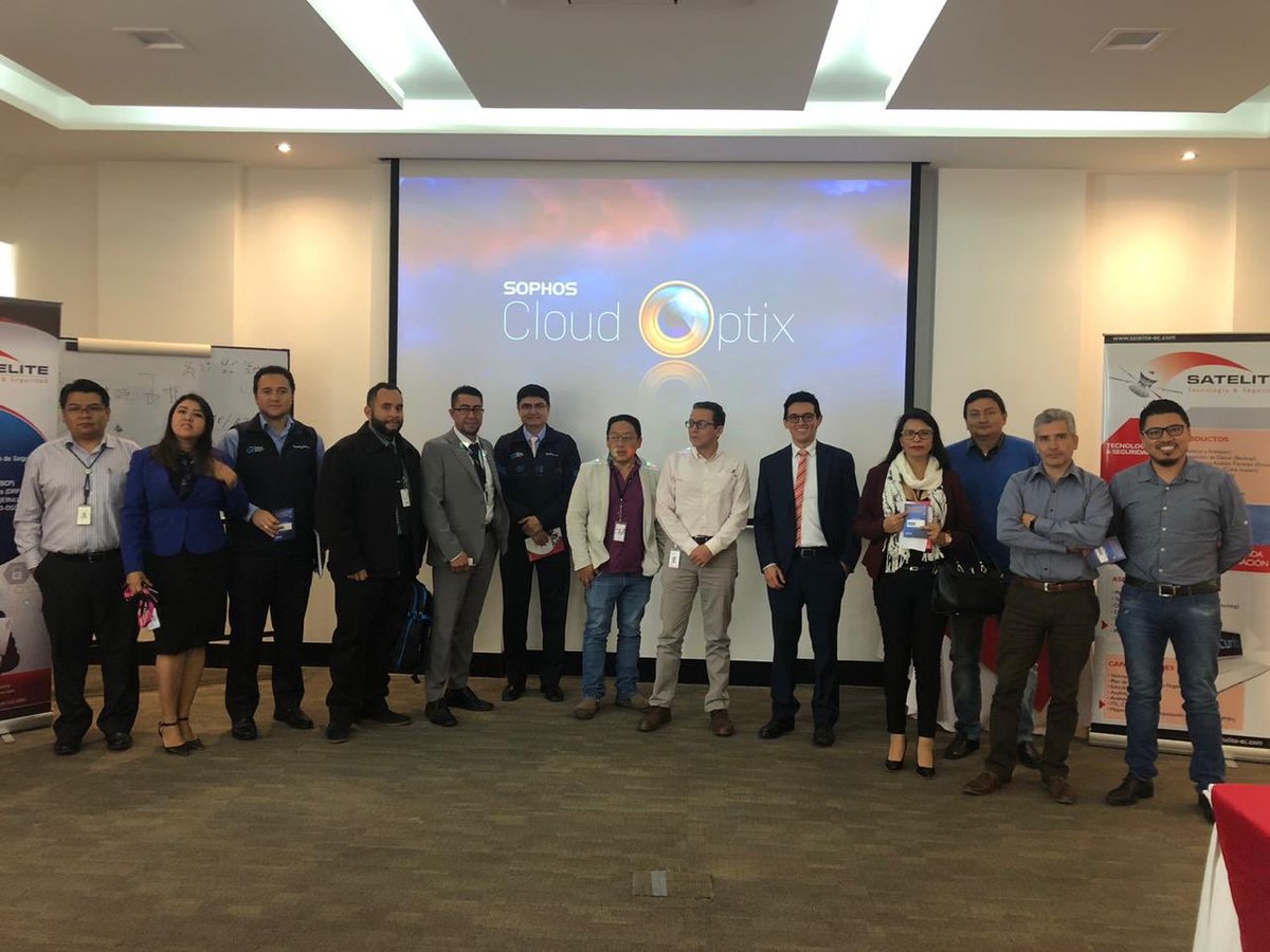 SophosLatAm's tweet image. Desayuno con Clientes en Ecuador mostrando las ventajas de Sophos #cloudadoption #cloudoptix #cybersecurityevolved @marialemajo @CLAUVIZCARRA