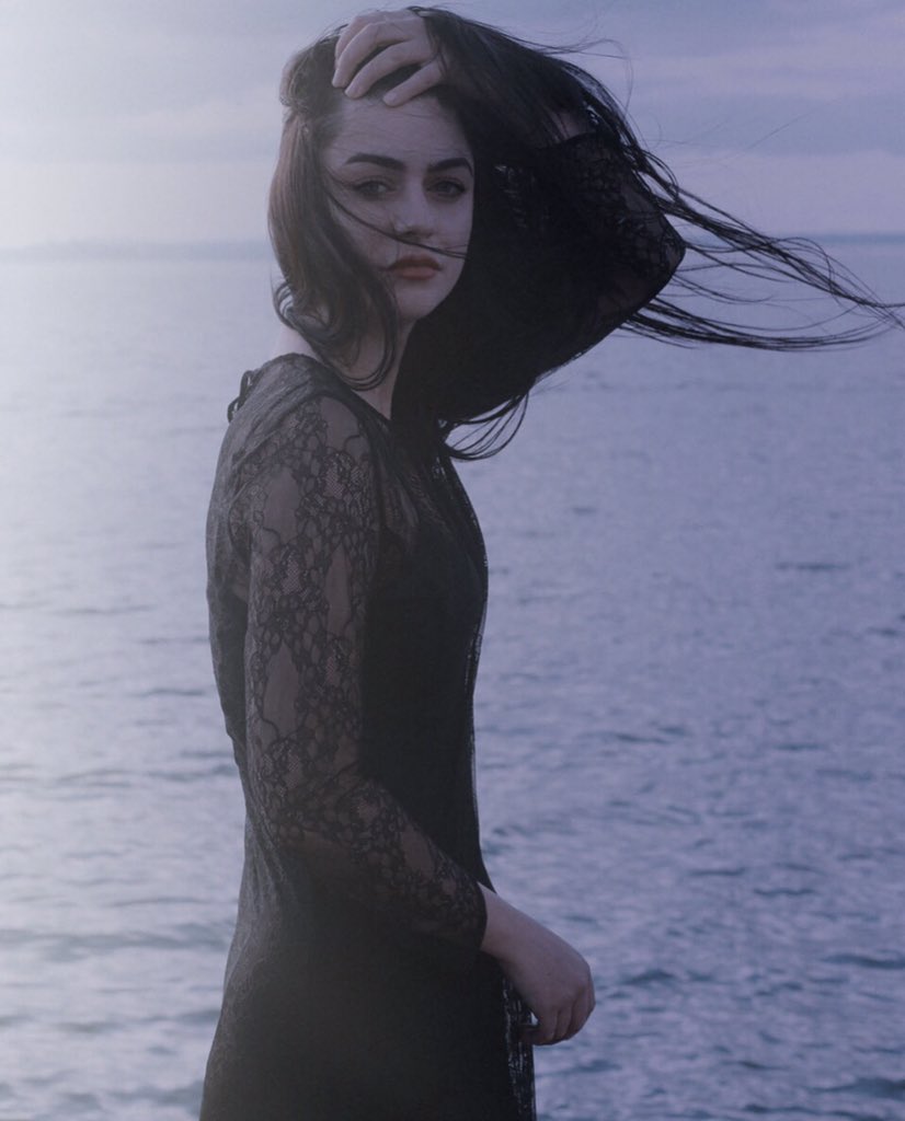 itsanxiety's tweet image. Martina by the lake