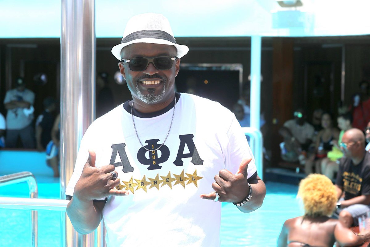 TheEXi_Alphas's tweet photo. Congratulations to the Epsilon Xi Chapters very own Brother Walter Watt (Fall 82) for being elected Mayor of Muskegon Heights #EXI #onwardandupward 🤙🏾 https://t.co/scjRlNEa8y