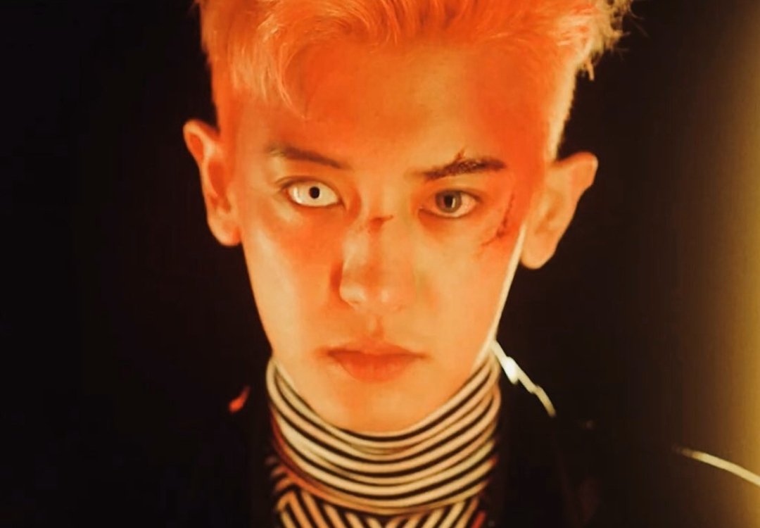 BIRDEX0_'s tweet image. ILS VONT ME TUER  #ObsessedWithEXO #CODE1248 #EXODEUX @weareoneEXO