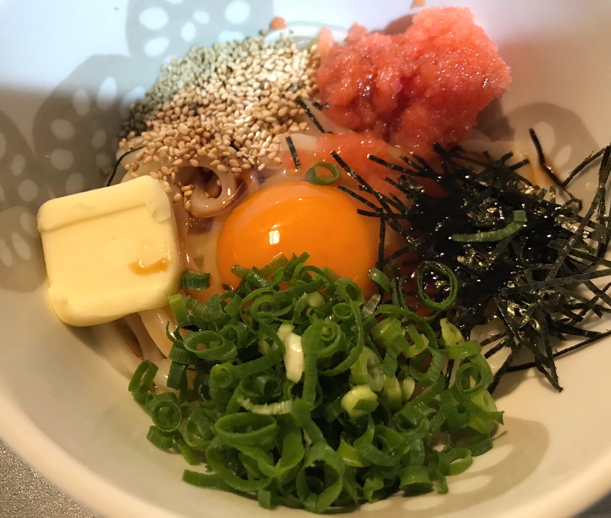 明太バター釜玉うどん 明太バター釜玉うどん