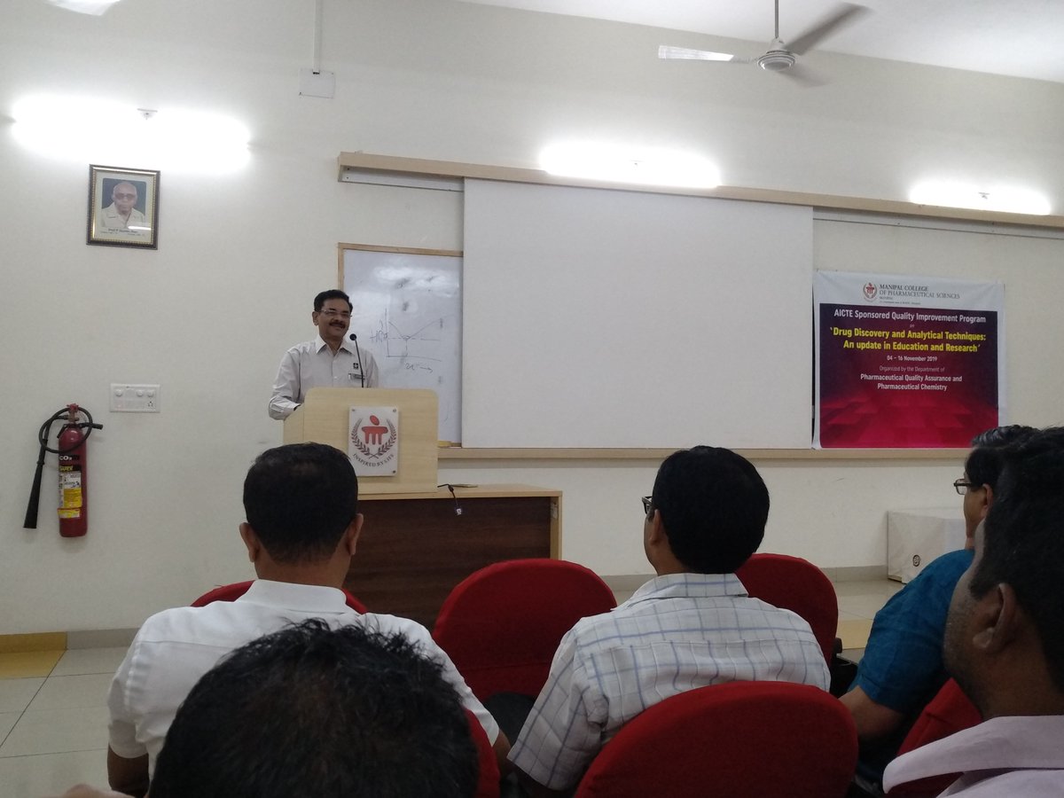 AnupNaha1's tweet photo. Dr Mallik stressing on effective use of Social Media for staffs in regard to institutional visibility https://t.co/Lurlq3CirQ