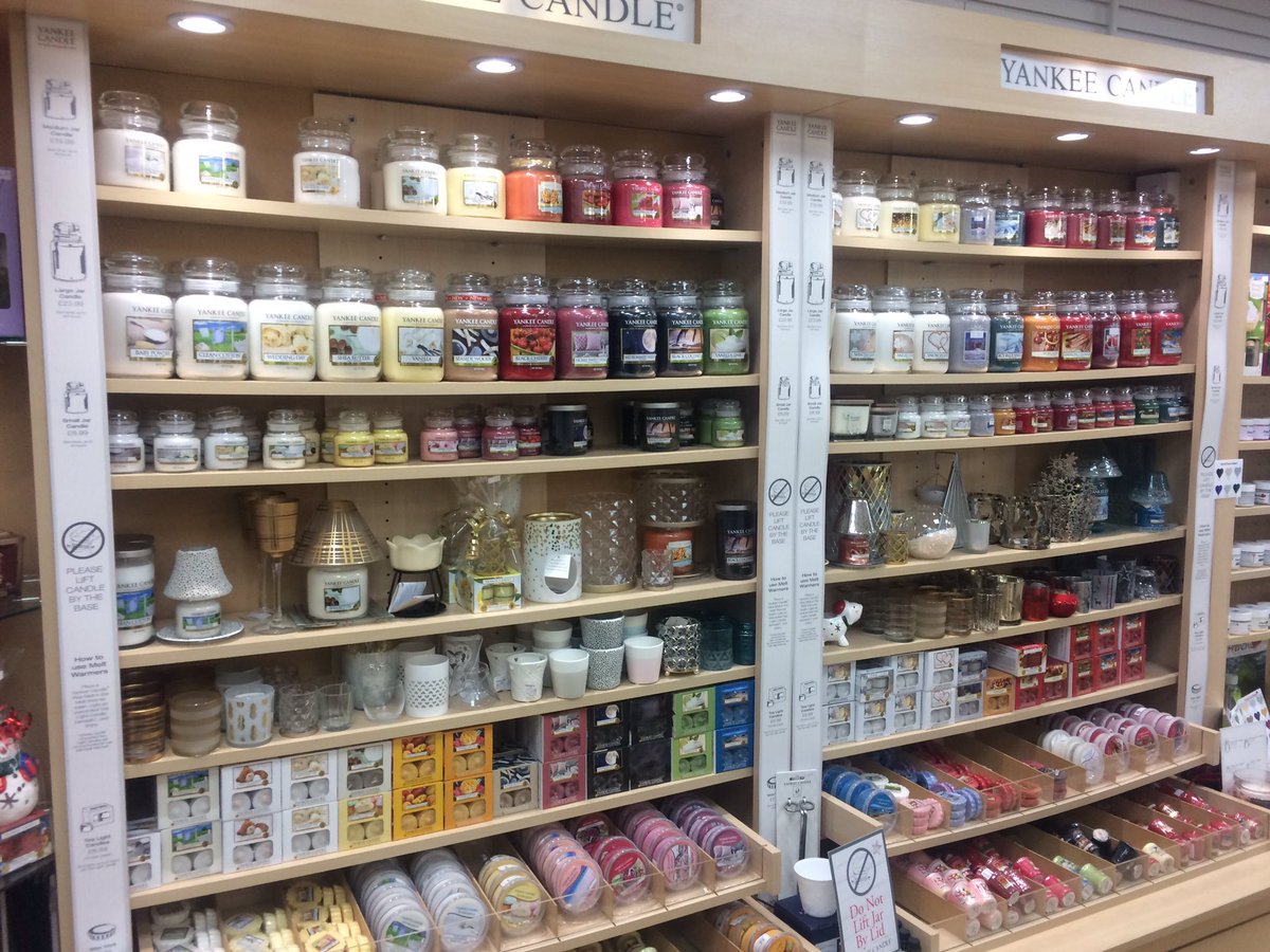 Scented candles from <a href="/YankeeCandleEu/">Yankee Candle Europe</a> and metal mugs from <a href="/HistoryHeraldry/">The H&H Group</a> not only do they keep your tea warm they also heat up cold hands 😁. @CyrilService #cardgains <a href="/Prog_Greetings/">PGBuzz.net / Progressive Greetings</a> <a href="/greetingstoday/">Greetings Today Mag</a> @GGRChar #Fraserburgh.
