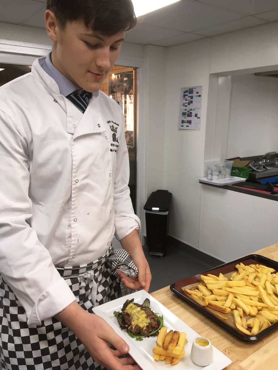 Today we completed  Escoffier’s  final ‘mother sauce’- Hollondaise  then transformed it into Bearnaise. 100% success, and  served with some succulent sirloin steaks- well done everyone!#mastercheftheprofessionals <a href="/KingsBruton/">King's Bruton</a> <a href="/KSB500th/">King's Bruton 500th</a>