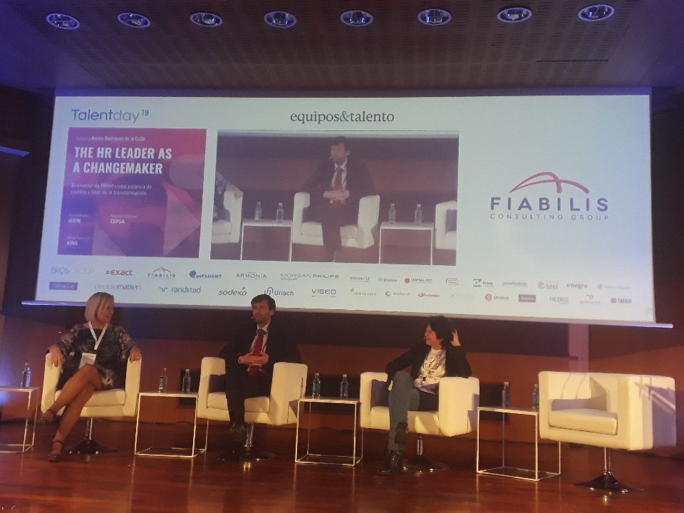 "La clave de la flexibilidad horaria es la confianza" Alejandro Gómez de <a href="/Cepsa_ES/">María Hernández</a> 
#TalentDay19bcn <a href="/EquiposyTalento/">Equipos&Talento</a>