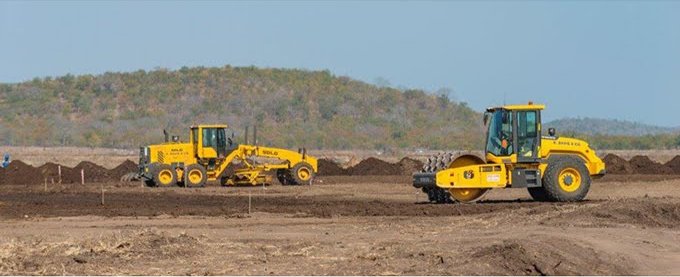 InfoMinZW's tweet image. #KnowYourProjects The Kilimanjaro Sugar Project is being developed by Tongaat Huletts Zimbabwe in Chiredzi. The project will develop virgin land into sugar cane plantations at Triangle &amp;amp; Hippo Valley estates. Plots will be allocated to outgrower farmers on a cost recovery basis