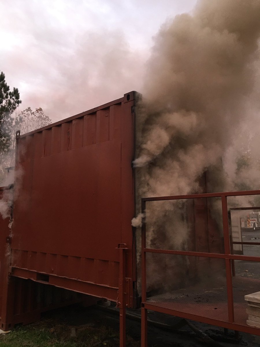Scfrdtraining's tweet photo. @staffcofire crews are conducting live fire training evolutions today at the Training Center https://t.co/mdl0H2eQ3w