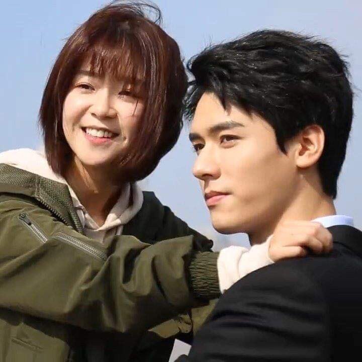 твой аромат дорама китайская. лу вэй сюнь. твой аромат дорама 2019 поцелуи. Flavour its yours дорама. дорама твой аромат гун цзюнь.