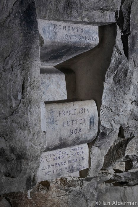 IAlderman's tweet image. The amazing letter box carved by #WW1 soldiers into the wall of a chalk cave near Vimy, France. 

#recoveringthepast #acenturyon 

 For a unique contemporary take on the #FWW visit acenturyon.com | recoveringthepast.com