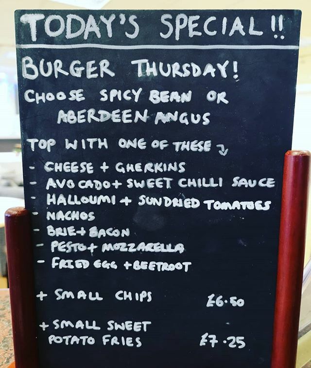 Burger Thursday..Need we say anymore!

#burgerthursday #burger #vegetarian #vegan #glutenfree #vegancheese #briochebun #aberdeenangus #spicybean #TPspecials #TPquality #lovemiddlesbrough ift.tt/2PTyOog