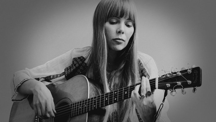 A very Happy Birthday to Joni Mitchell. 