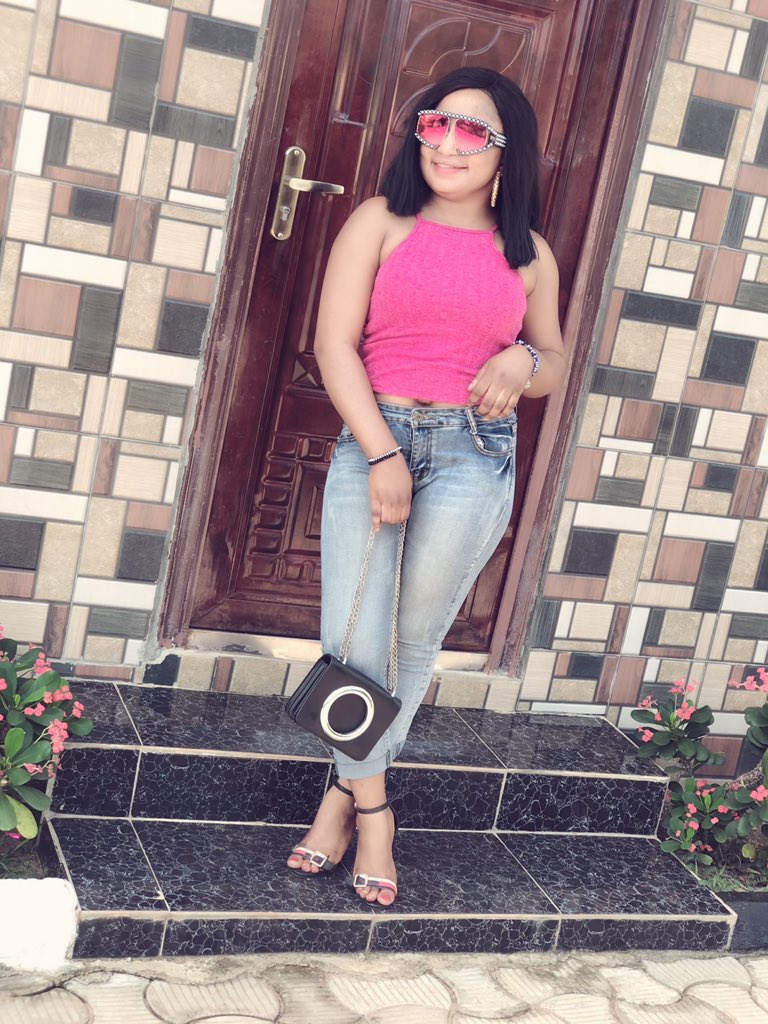 adukelizzy's tweet photo. I feel like a text is too serious without an “lol” or “haha” in there somewhere.

#IkeGang #Ikeonyema #Mercenaries #MercyVictoryDay #Teamicy #teammerike https://t.co/S5IHGZfQDa