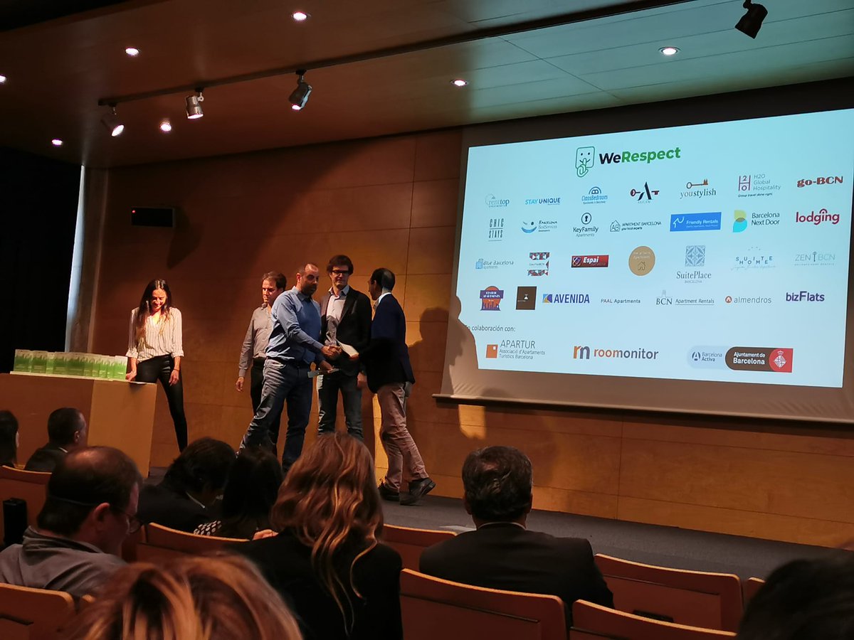 La startup <a href="/roomonitor/">Roomonitor</a>, participada <a href="/BStartup/">BStartup</a>, hace entrega de los Macro Sellos <a href="/WeRespect__/">WeRespect</a>, impulsados junto @Apartur, a empresas de apartamentos turísticos comprometidas en reducir la contaminación acústica, cuidar el medio ambiente y respetar la convivencia vecinal.