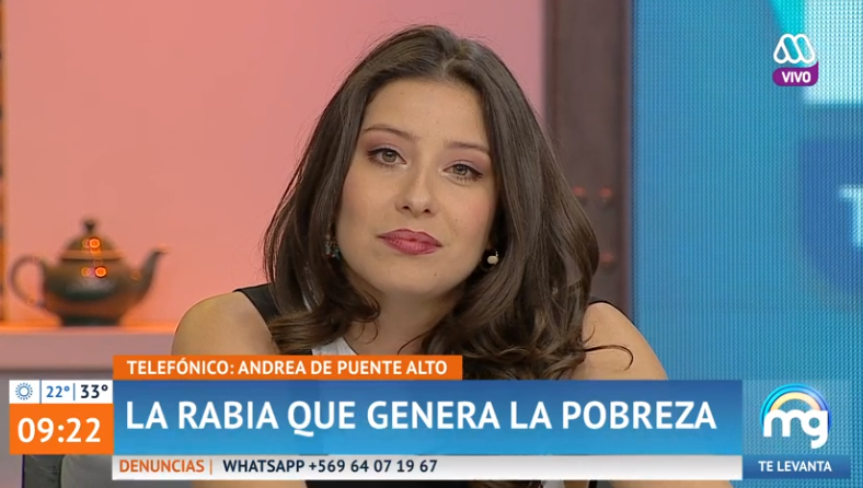 MuchoGustoMEGA's tweet photo. Los chilenos se manifiestan #MuchoGusto https://t.co/xZvLSxgPTe