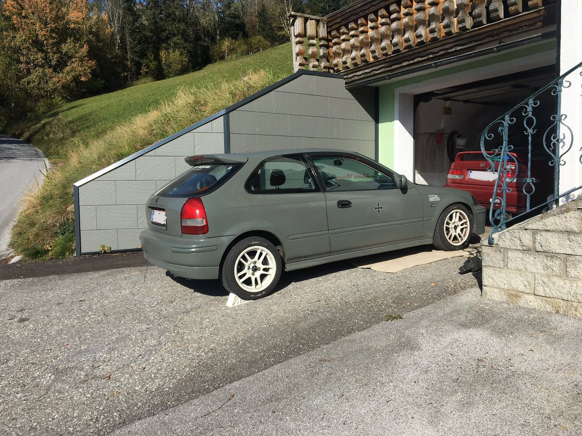 Wingbite_'s tweet photo. #home #is #where #my #honda #civic #is

#ek3 #wingbite #wing #bite #wb 
@SomeRandomPone https://t.co/pznYFii9hl