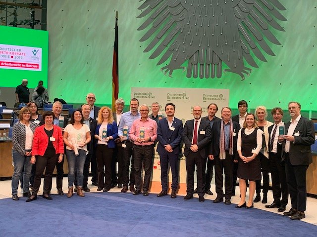 Bund-Verlag tweet media