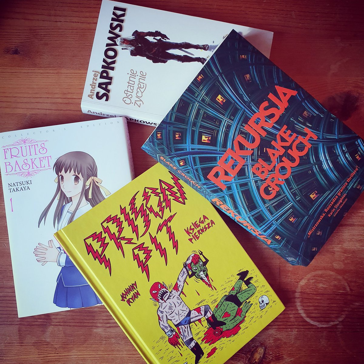 nerdheimpl's tweet photo. Dzisiaj zestaw eklektyczny... Co byście najpierw czytali?
#friutsbasket #wiedźmin #rekursja #prisonpit #manga #komiks #książki #ksiazkoholizm #ksiazkowelove #molksiazkowy #czytanie #terazczytam #nerdzenie https://t.co/Om2NilyzV9