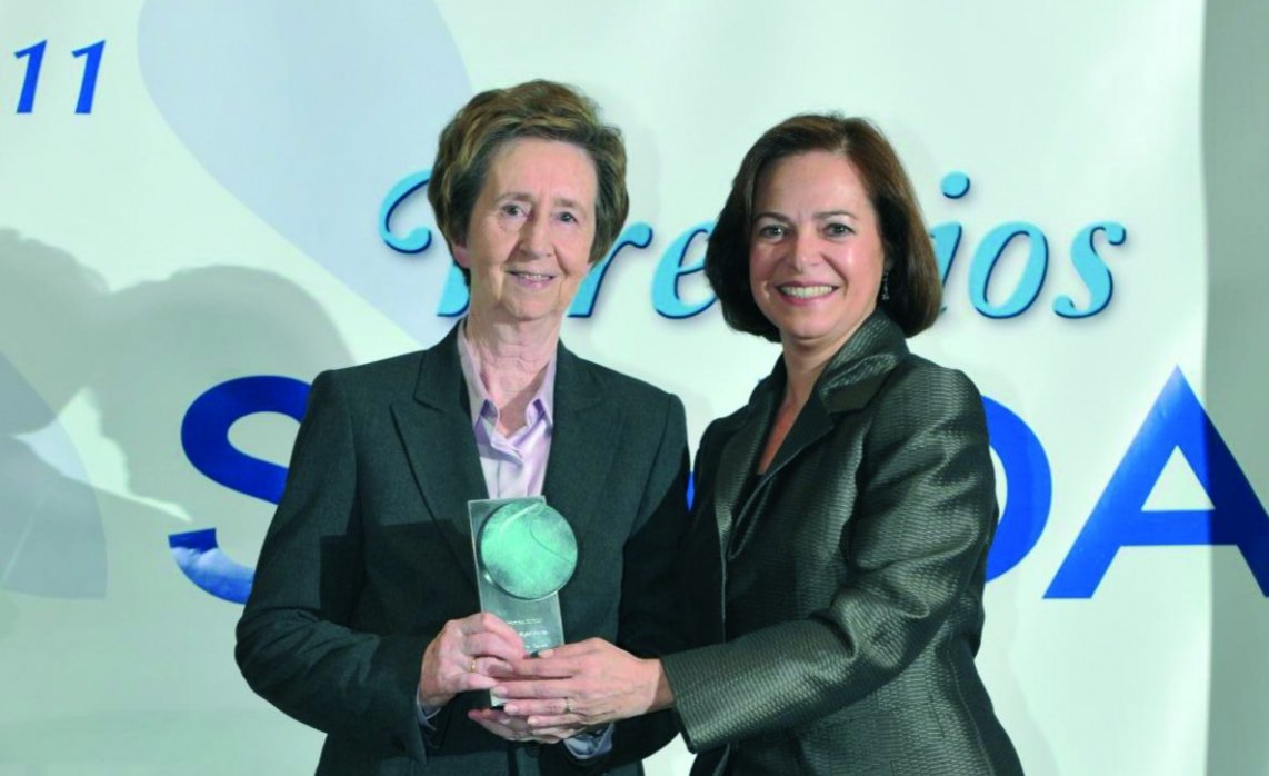 #margaritasalas nos ha dejado. 

#PremioSENIOR del año 2011, ha sido un referente en el mundo de la investigación y un ejemplo para todas las mujeres.

Siempre estará en nuestro recuerdo. 
<a href="/Senior50_/">Senior 50</a>  <a href="/Grupo_SENDA/">Grupo SENDA</a>