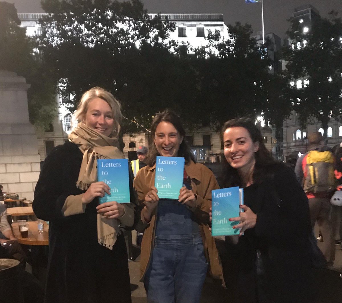 🎉 1 WEEK TIL PUBLICATION!

This time nxt week you’ll be able to read #LetterstotheEarth  - a book written by everyone &amp; for everyone in response to #planetarycrisis 

It’s been a tremendous yr running this campaign &amp; we, the curating team, would like to share some highlights (1)