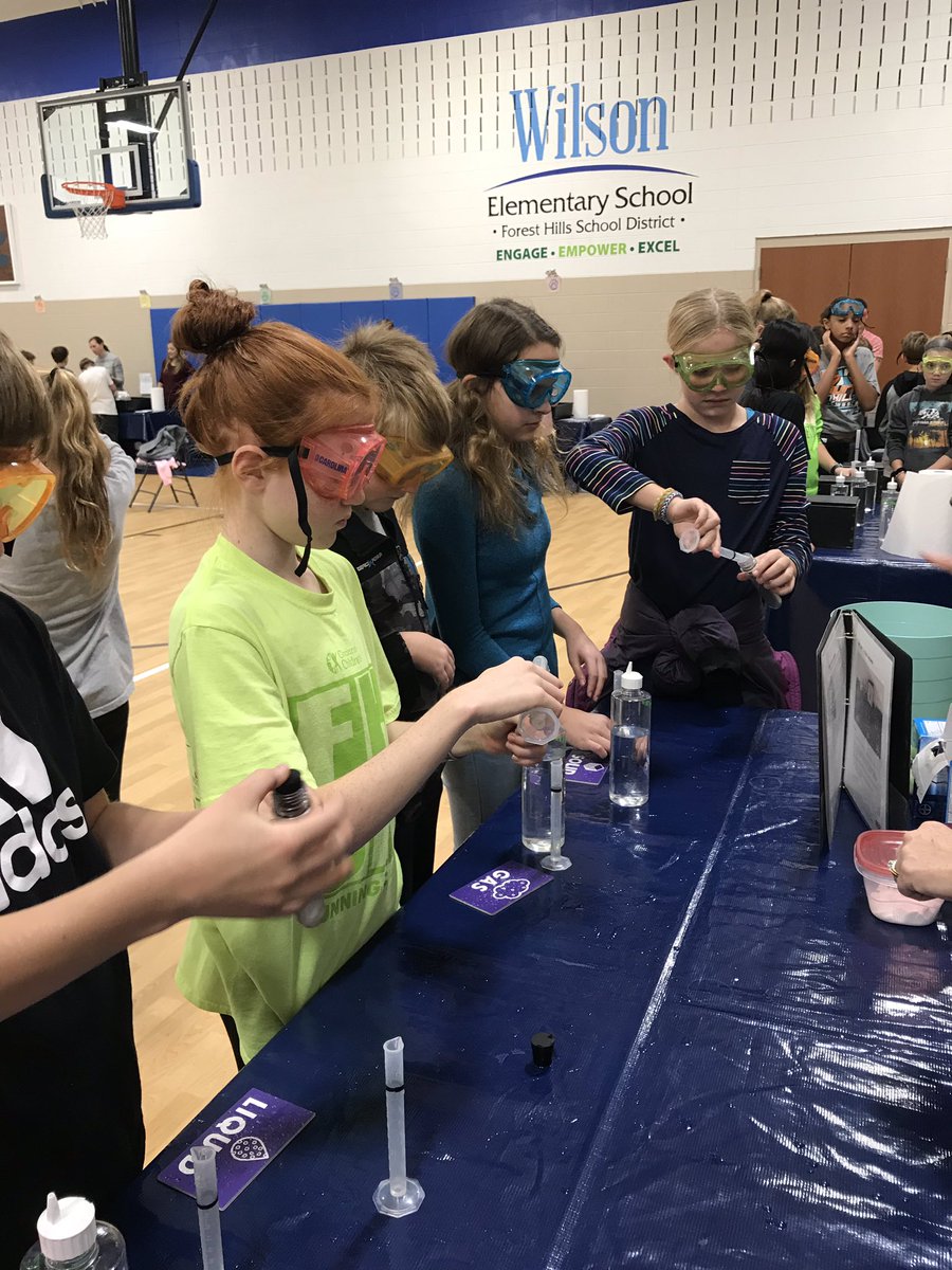 gatelyedu's tweet image. Thank you @COSI and @WilsonElemPTA for bringing chemistry to life for our @WilsonElem students! Great hands-on experiences make lasting connections and inquisitive scientists! @FHSchools #DoScience