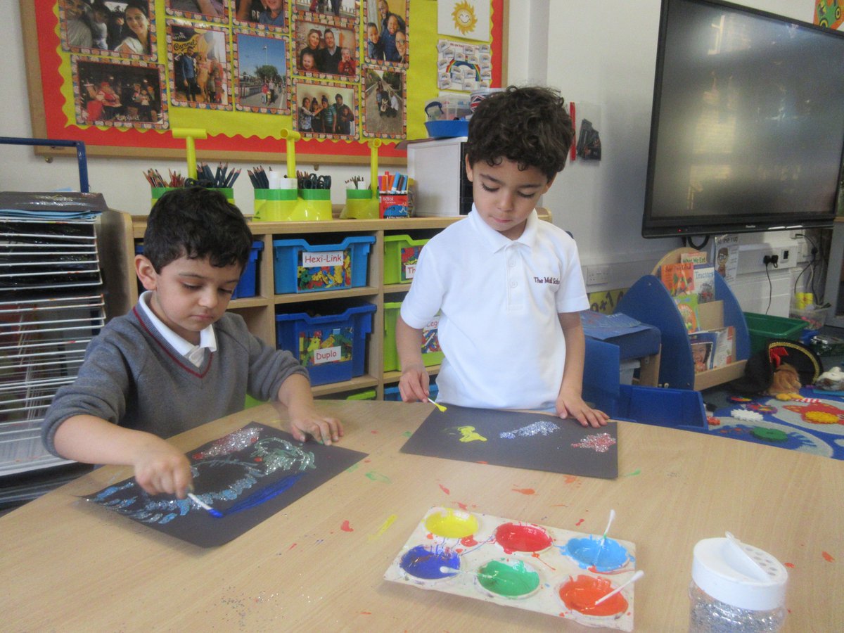 RE have had fantastic fun making firework paintings with glitter this week! 🎇🎆 #Lifeinreception #FireworksNight
