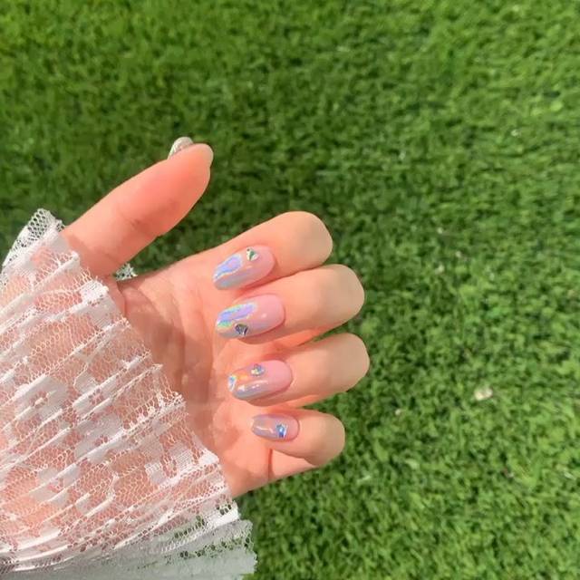 bagunibyjoah's tweet photo. 5月の韓国女子の手元事情💅🎀
「ホログラムネイル✨」で韓国っぽさUP
詳しくはこちら👇
https://t.co/oVcB7RGrcL
#韓国メイク #JOAHCOSME #韓国コスメ #美容垢 #コスメ垢 #韓国美容 #韓国好きな人RT https://t.co/1i6OF1v4ui