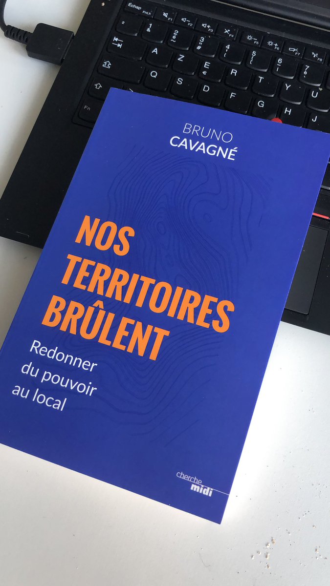 amaurycha's tweet photo. Une lecture pour ce week-end prolongé ! La géographie est une chance, merci 🙏🏻 @cavagneb @FNTP_info https://t.co/3n2oQqLU6k