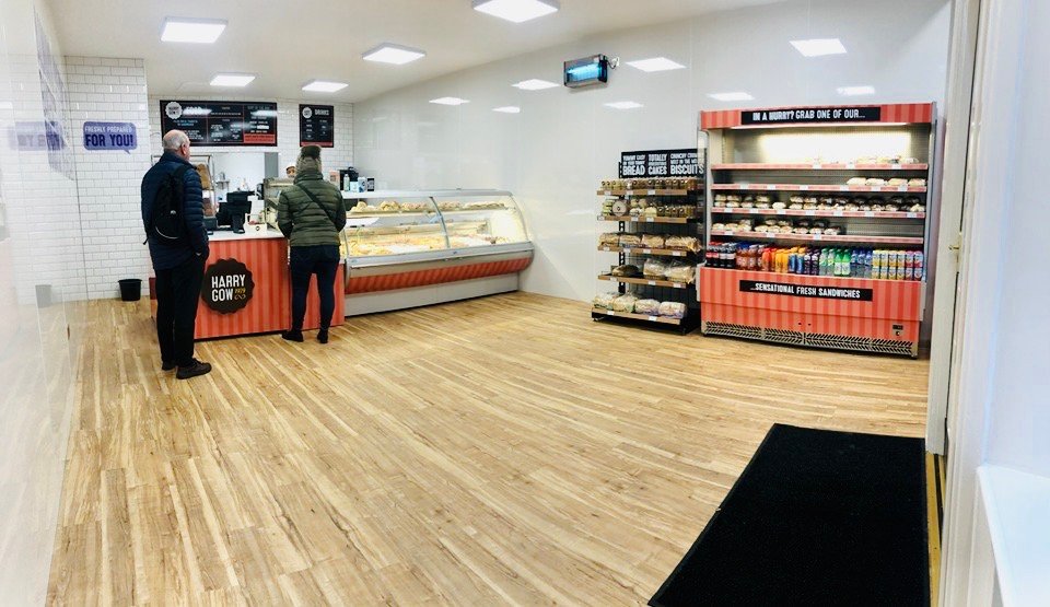 HarryGowBakery's tweet photo. 🥁 Drum rolllllllllll..... 🥁

Our newly refurbished Union Street shop is NOW OPEN! 🌟

To celebrate we're offering 20% off everything at our Union Street bakery store for one whole week!! 

#GivingBackToYou #UnionStreetBakery
 
(1/3) https://t.co/epSYMslbRM