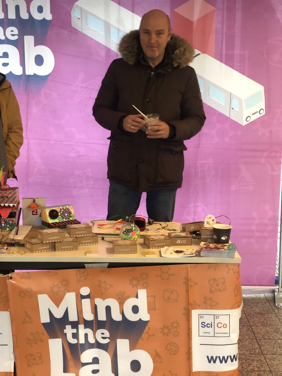Calliope (@calliopemini) on Twitter photo Trefft uns heute beim <a href="/mtl_berlin/">Mind the Lab Berlin</a>. Die Veranstaltung läuft seit einer Stunde und wir sind am U-Bahnhof Möckernbrücke am Start. Wir freuen uns auf euch! 🚇🚊(ts) Trefft uns heute beim <a href="/mtl_berlin/">Mind the Lab Berlin</a>. Die Veranstaltung läuft seit einer Stunde und wir sind am U-Bahnhof Möckernbrücke am Start. Wir freuen uns auf euch! 🚇🚊(ts)