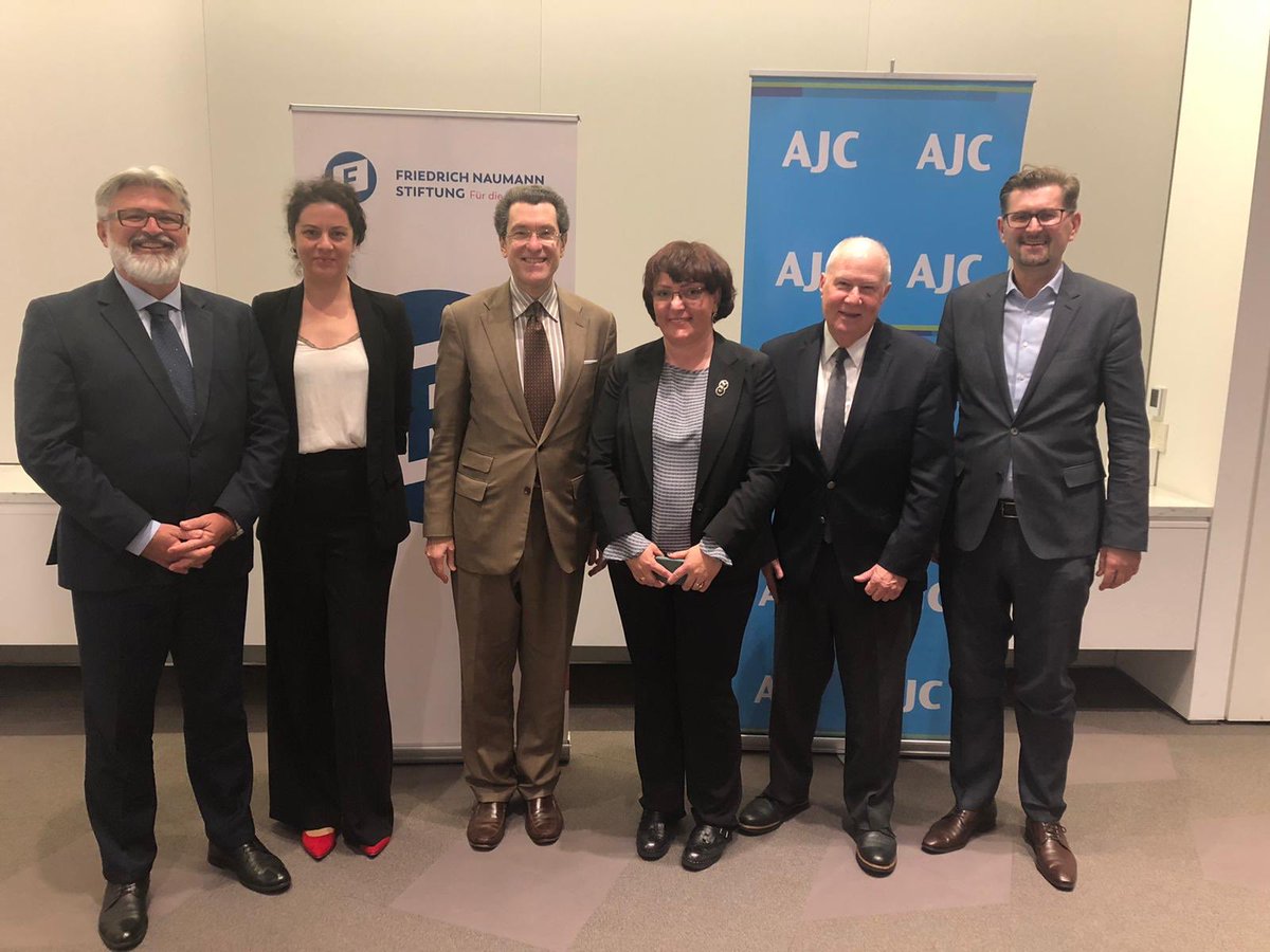 RomanJakic's tweet photo. We are continuing our @AJCGlobal  and @FNFreiheit #AlumiTrip2019 #PromotingTolerance. Last night I participated with great fellow co-panelists at public discussion on how these days fight anti-Semitism &amp; other forms of intolerance...

#AdvancingDemocracy #GlobalJewishAdvocacy https://t.co/OtDZelJmec