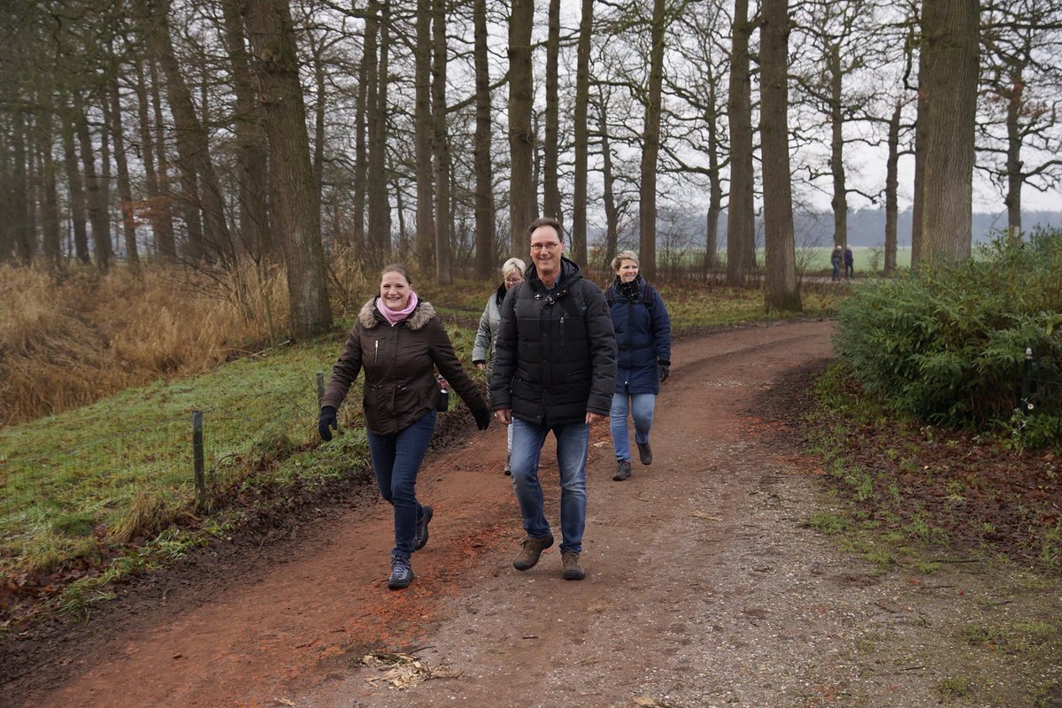 FlorijnLoop's tweet image. Beweging is goed voor de gezondheid, wandelen is goed voor alles. Trek daarom de wandelschoenen aan en ga in training voor de 33e Florijn Winterwandeling. We zien je graag op 4 januari 2020! Schrijf je in via: tinyurl.com/yyz53txt