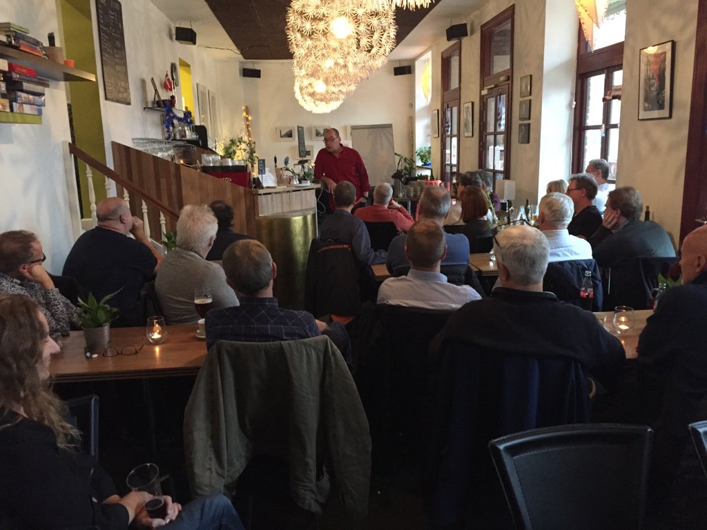 Danish Oracle UG (@danish_oug) on Twitter photo Fuldt hus på Cafeen Skjolds Plads til DOUG kaffemøde om Autonomous med <a href="/mnorgaard/">Mogens Nørgaard</a> <a href="/CaryMillsap/">Cary Millsap</a> Fuldt hus på Cafeen Skjolds Plads til DOUG kaffemøde om Autonomous med <a href="/mnorgaard/">Mogens Nørgaard</a> <a href="/CaryMillsap/">Cary Millsap</a>