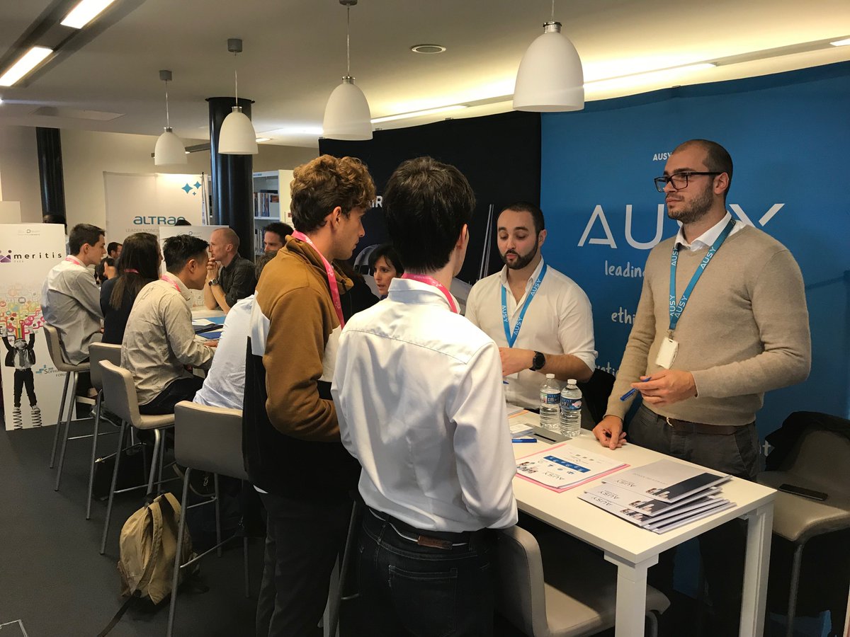 PolytechNSophia's tweet image. #SophiaTech forum, un événement qui réunit l’univers de l&apos;Enseignement Supérieur et l’univers professionnel! 
Futurs ingénieurs et diplômés, aujourd&apos;hui on pense expérience et carrière !