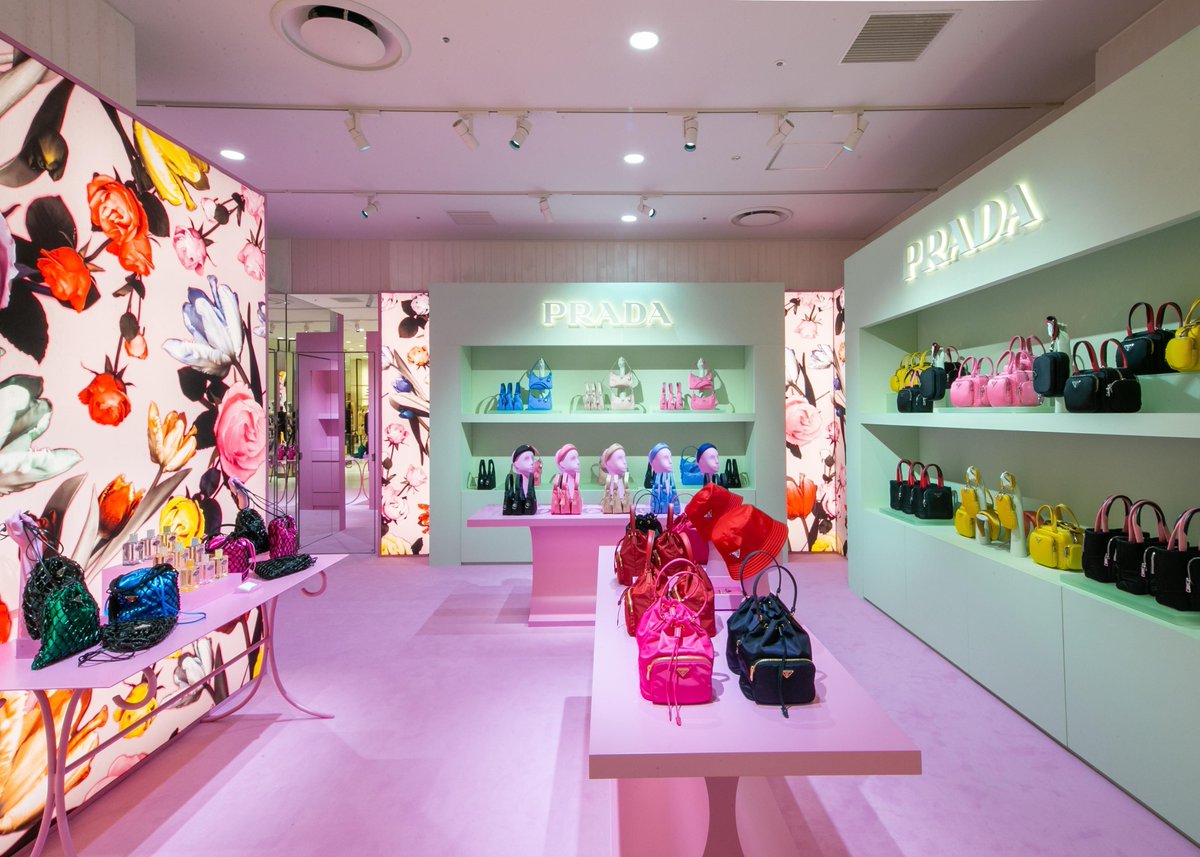 Prada Japan Sur Twitter 11月12日まで伊勢丹新宿店本館1階 ハンドバッグ プロモーションで開催する期間限定ストアでは ギフトにもぴったりの プラダ ナイロンバッグの新作が発売中 詳しくは公式サイトへ T Co Wuquly0e2l Prada Pradadreamscape Prada Japan Sur Twitter 11月12日まで伊勢丹新宿店本館1階 ハンドバッグ プロモーションで開催する期間限定ストアでは ギフトにもぴったりの プラダ ナイロンバッグの新作が発売中 詳しくは公式サイトへ T Co Wuquly0e2l Prada Pradadreamscape