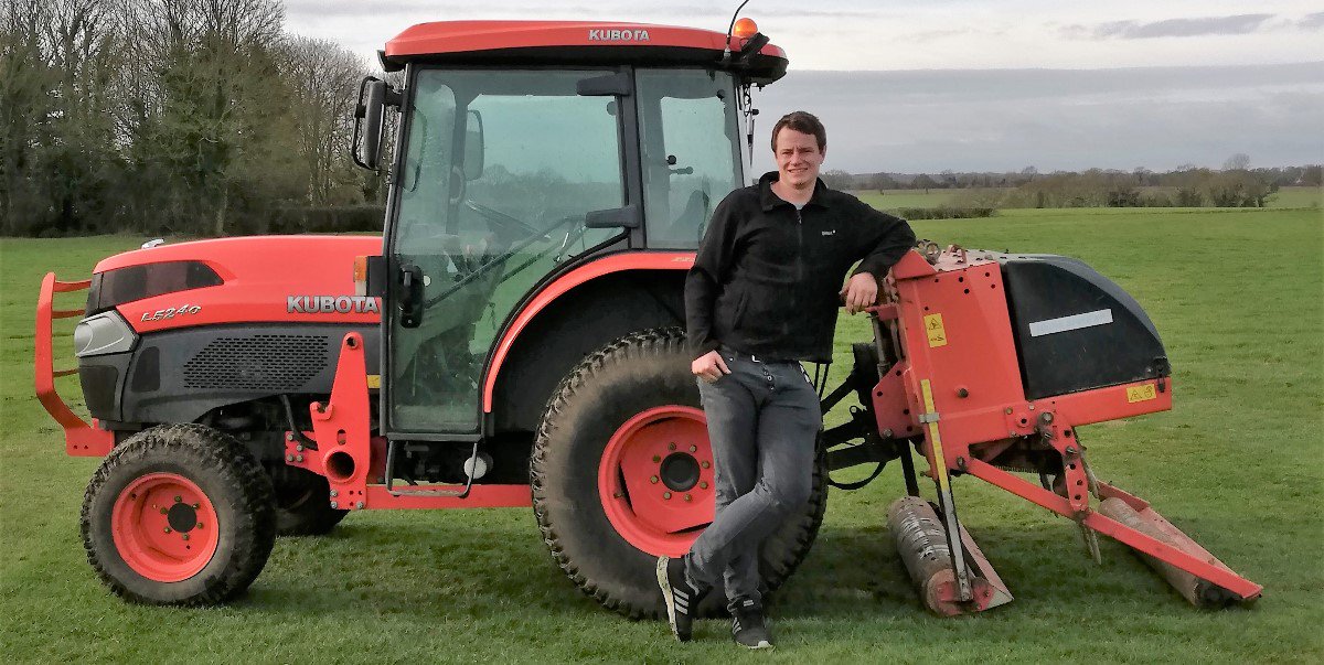 Is your pitch in need of some TLC? If so, then why not sign up to our Pitch Improvement Programme sponsored by <a href="/ParkersPitches/">Parkers Pitches Ltd</a>? 
For full details click the below link:

suffolkfa.com/leagues-and-cl…