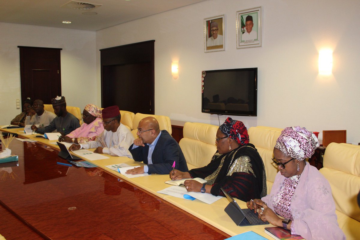 GovKaduna's tweet photo. A DFID delegation has visited Malam Nasir @elrufai to introduce LINKS, a new programme to power economic growth in Kaduna, Kano and Jigawa states. It will focus on supporting the development of diversified economies in the target states. https://t.co/vKuCkUt0Av