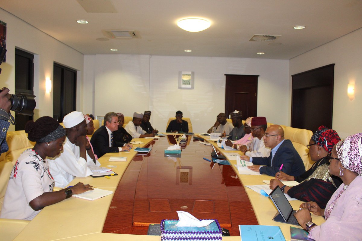 GovKaduna's tweet photo. A DFID delegation has visited Malam Nasir @elrufai to introduce LINKS, a new programme to power economic growth in Kaduna, Kano and Jigawa states. It will focus on supporting the development of diversified economies in the target states. https://t.co/vKuCkUt0Av